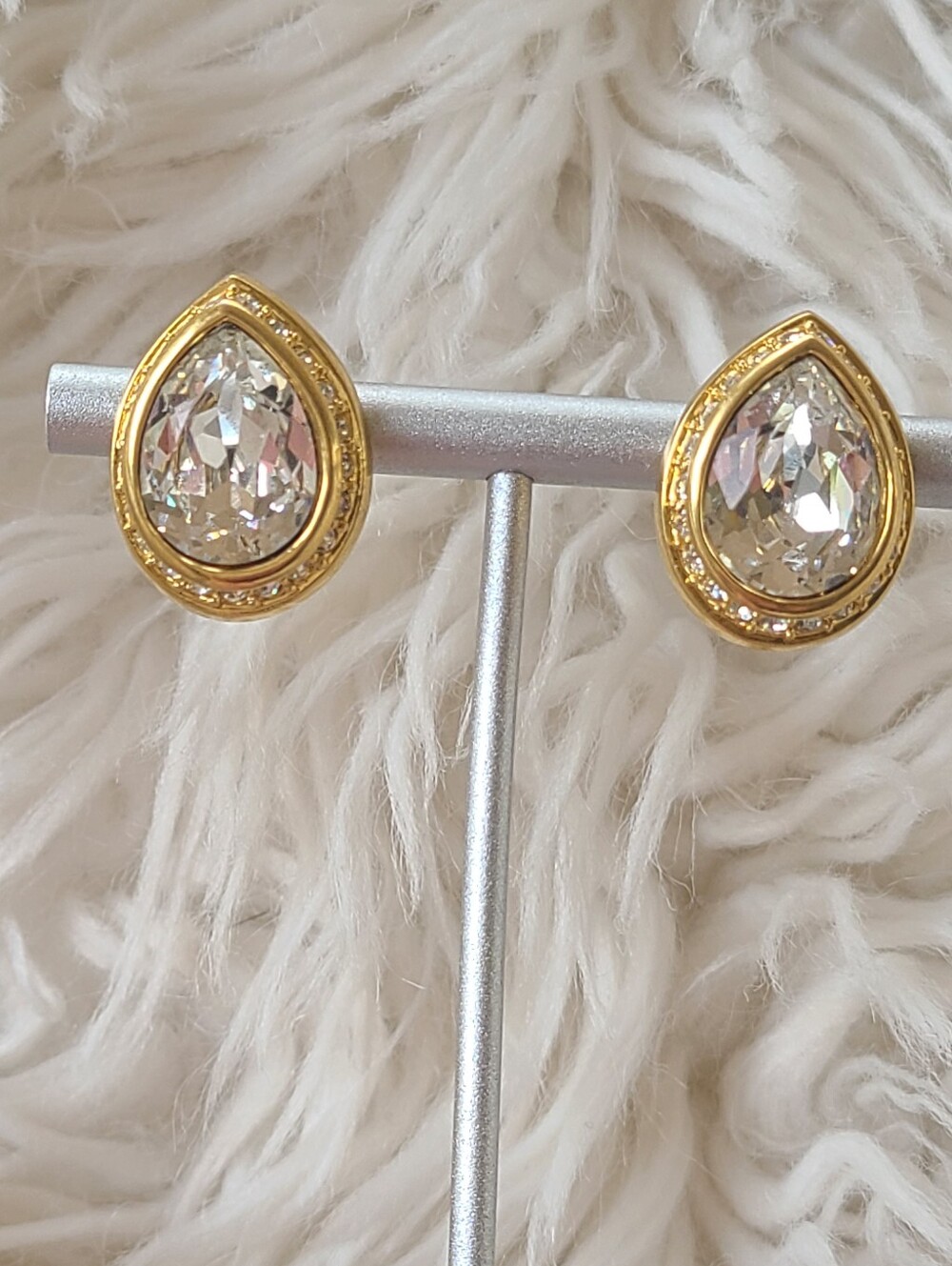 Swarovski Gold Tone Teardrop Clear Crystal Post Earrings- Good Vintage Condition